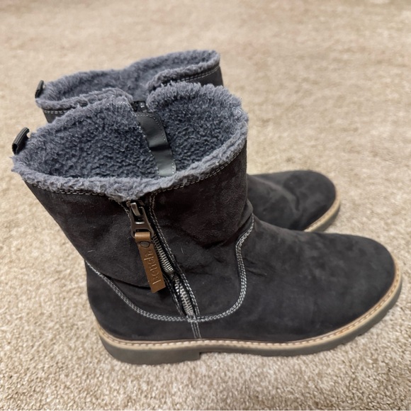 Women’s Size 11 Bench Sherpa Lined Winter Boots in Dark Gray - Picture 1 of 8